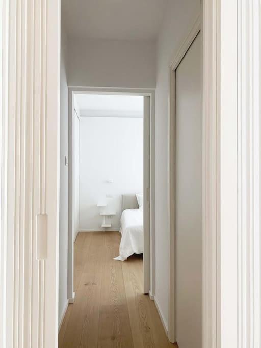 The Window On The Theatre And The Cathedral - Luxury Apartment 科莫 外观 照片