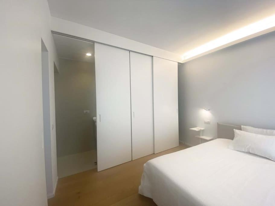 The Window On The Theatre And The Cathedral - Luxury Apartment 科莫 外观 照片