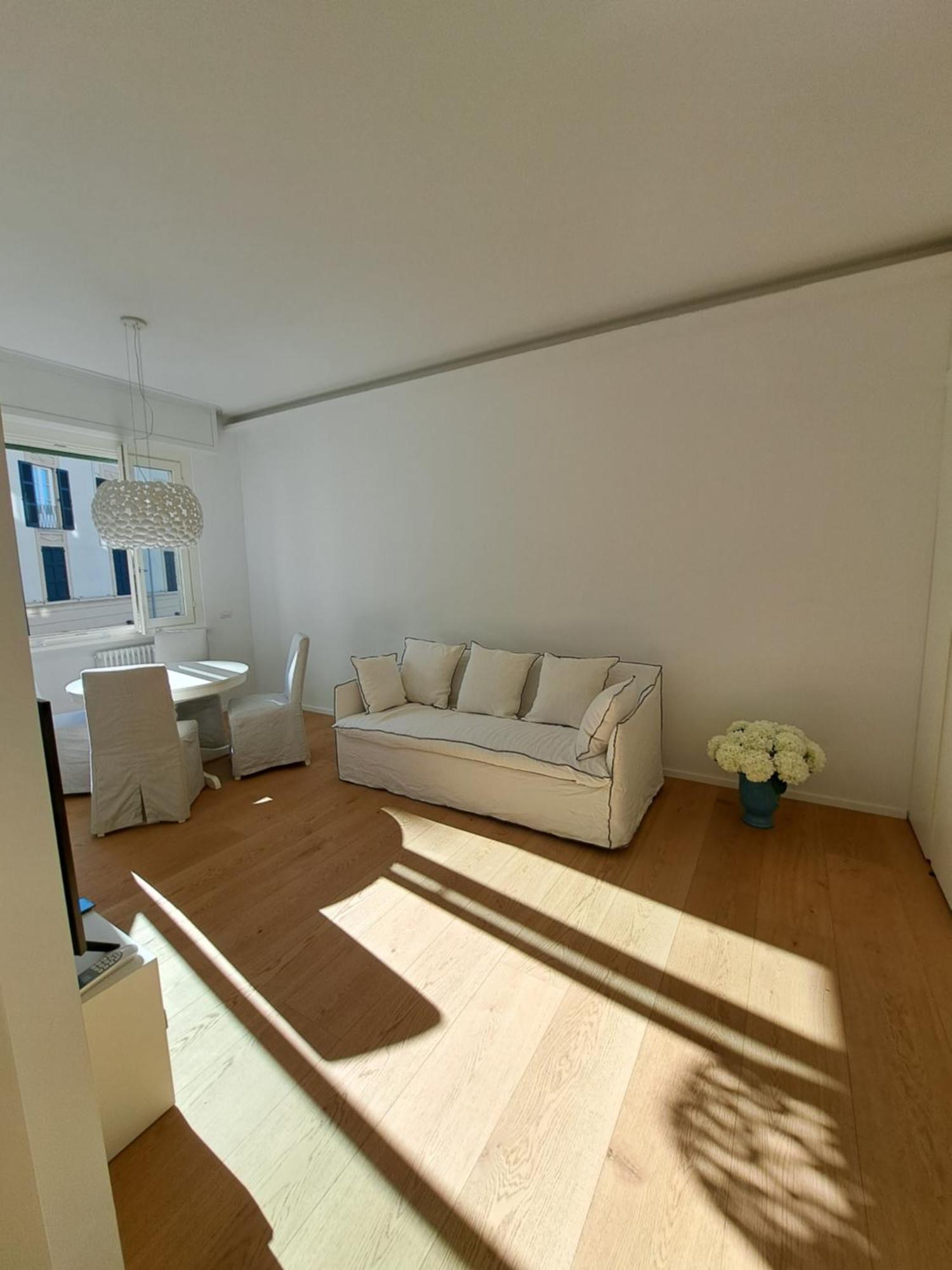 The Window On The Theatre And The Cathedral - Luxury Apartment 科莫 外观 照片